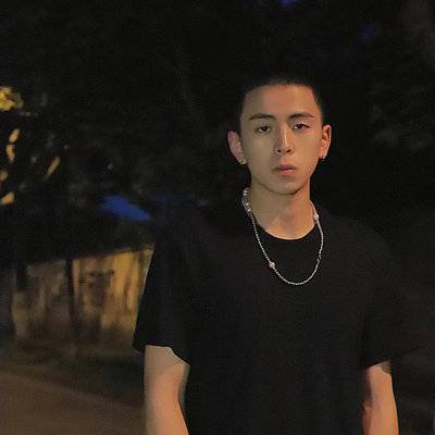 黑白模特