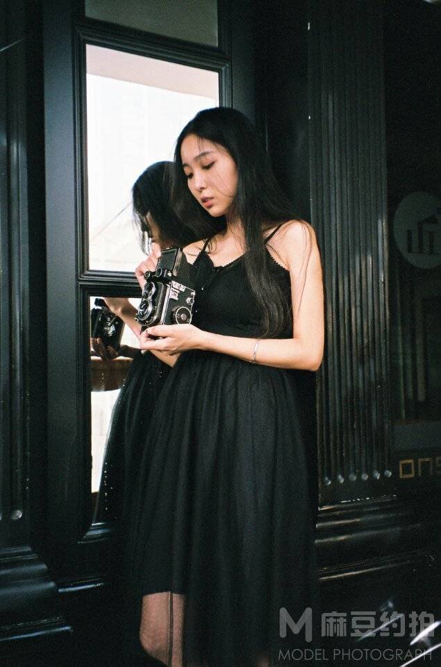 胶片模特