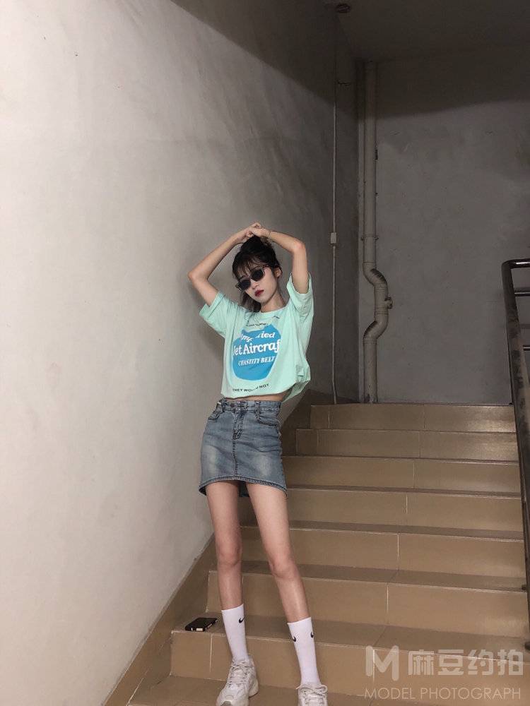 校园模特