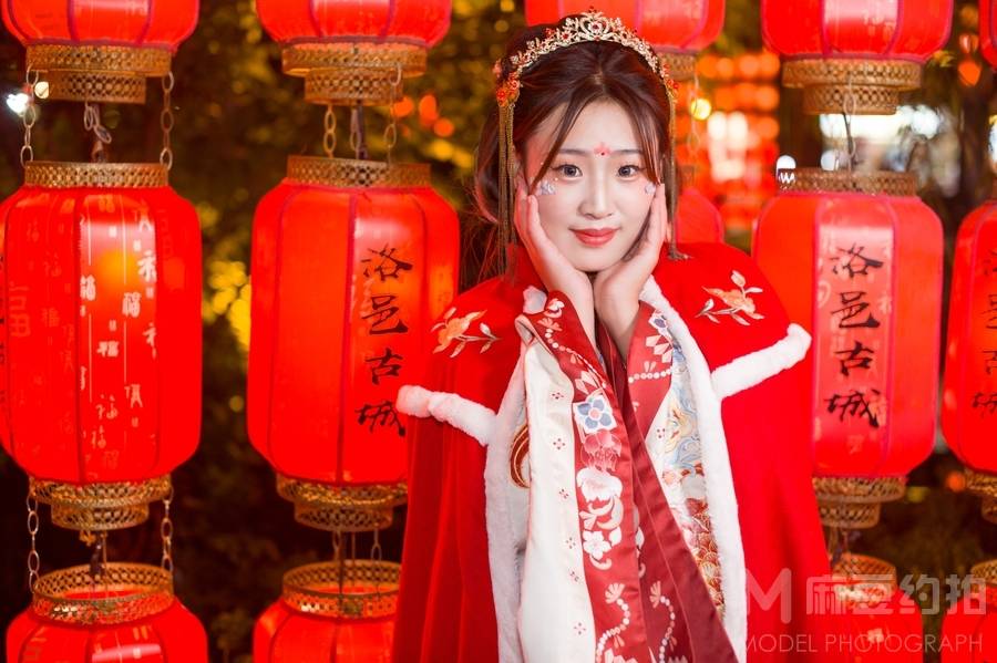 汉服模特