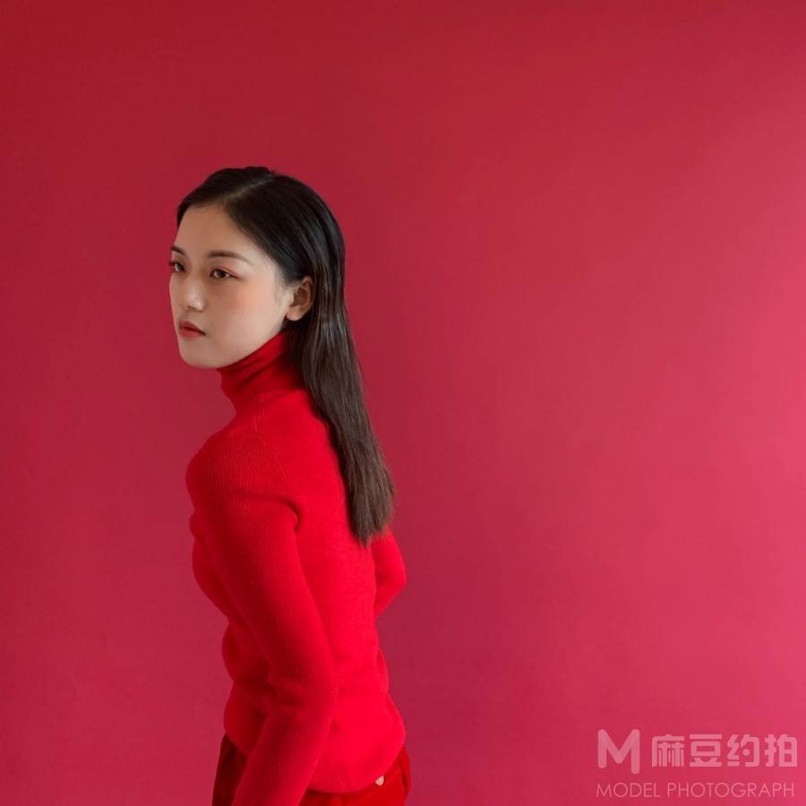 情绪模特