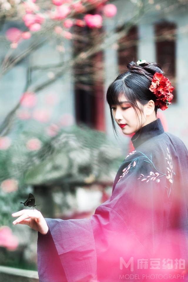 汉服模特