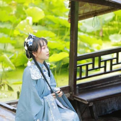 汉服模特