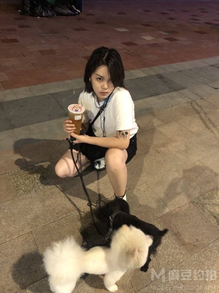 暗黑模特