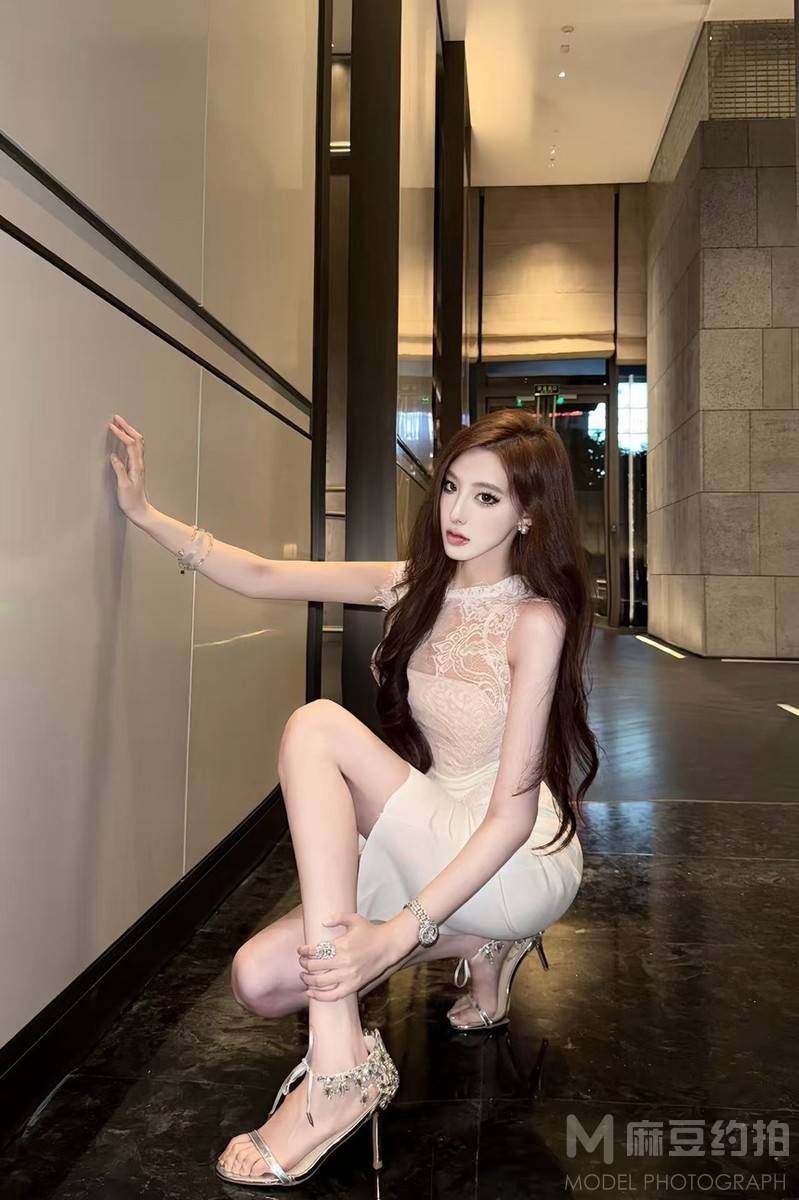 胶片模特