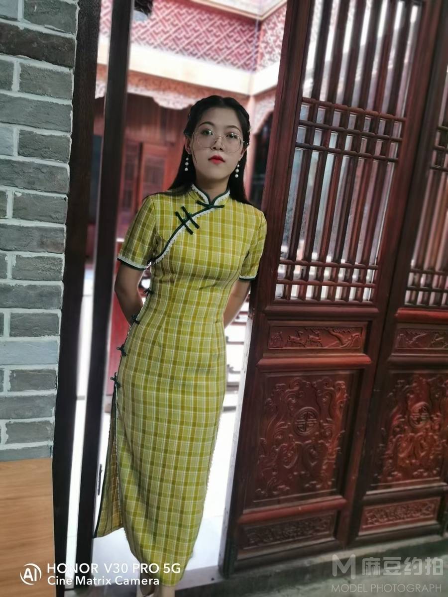 黑白模特