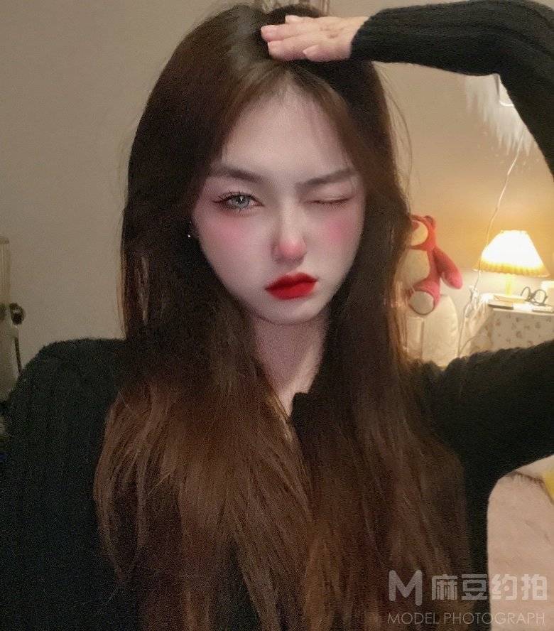 妆容模特