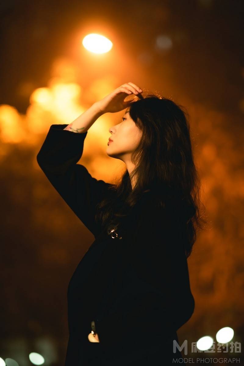 夜景模特