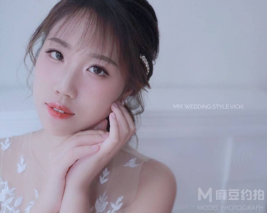 妆容模特
