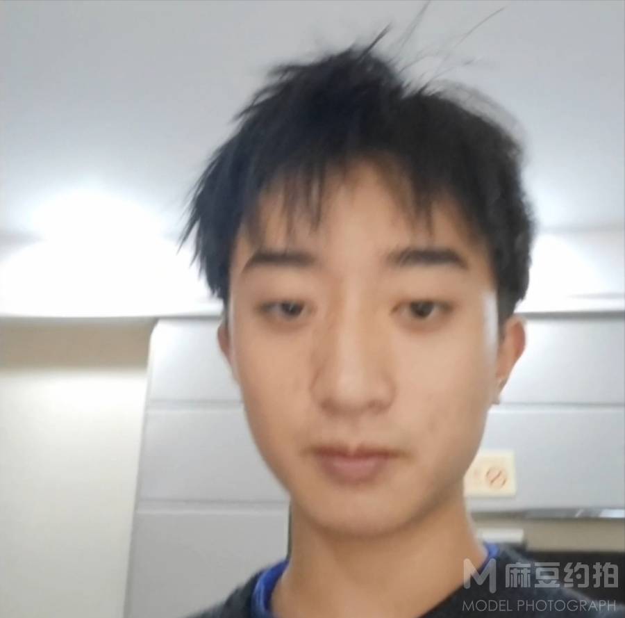 纪实模特