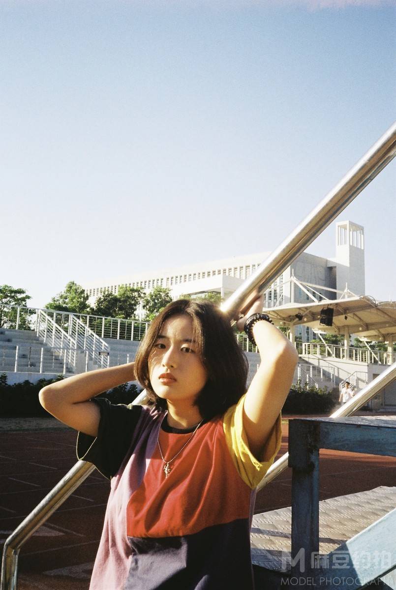 校园模特