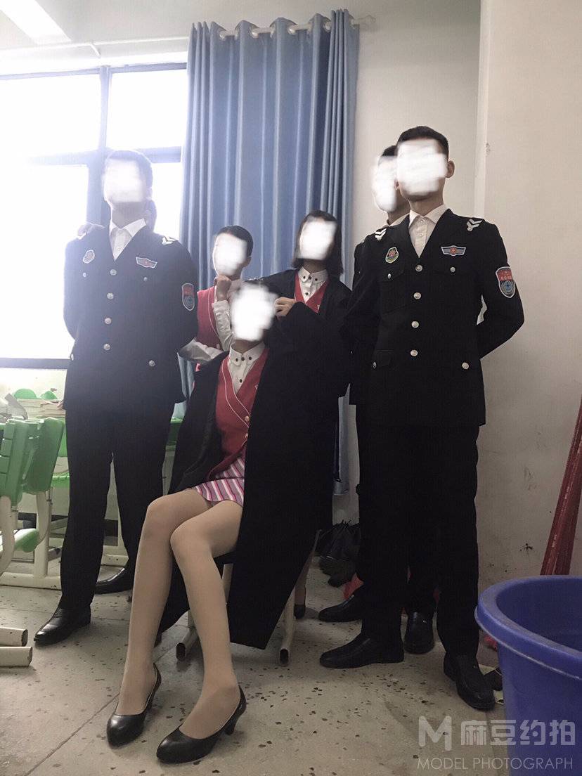 校园模特