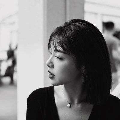 黑白模特