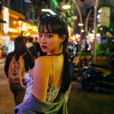 情绪模特