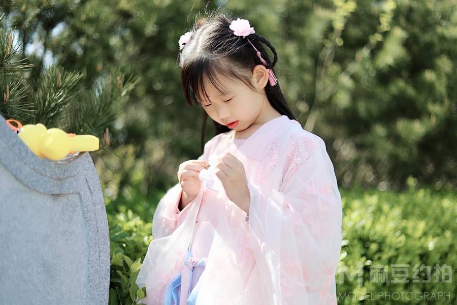 汉服模特