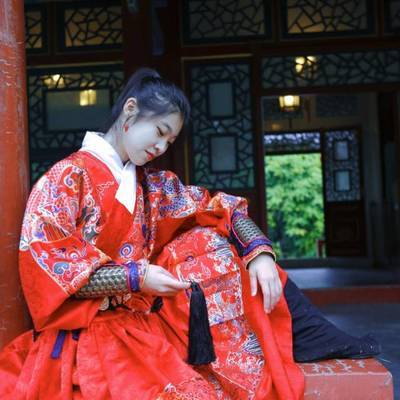 汉服模特