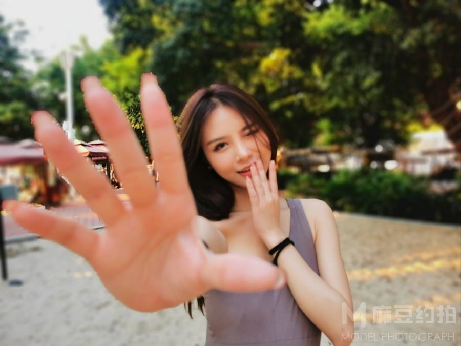 清新模特