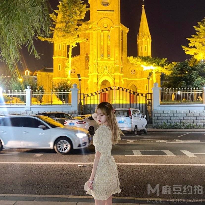 夜景模特