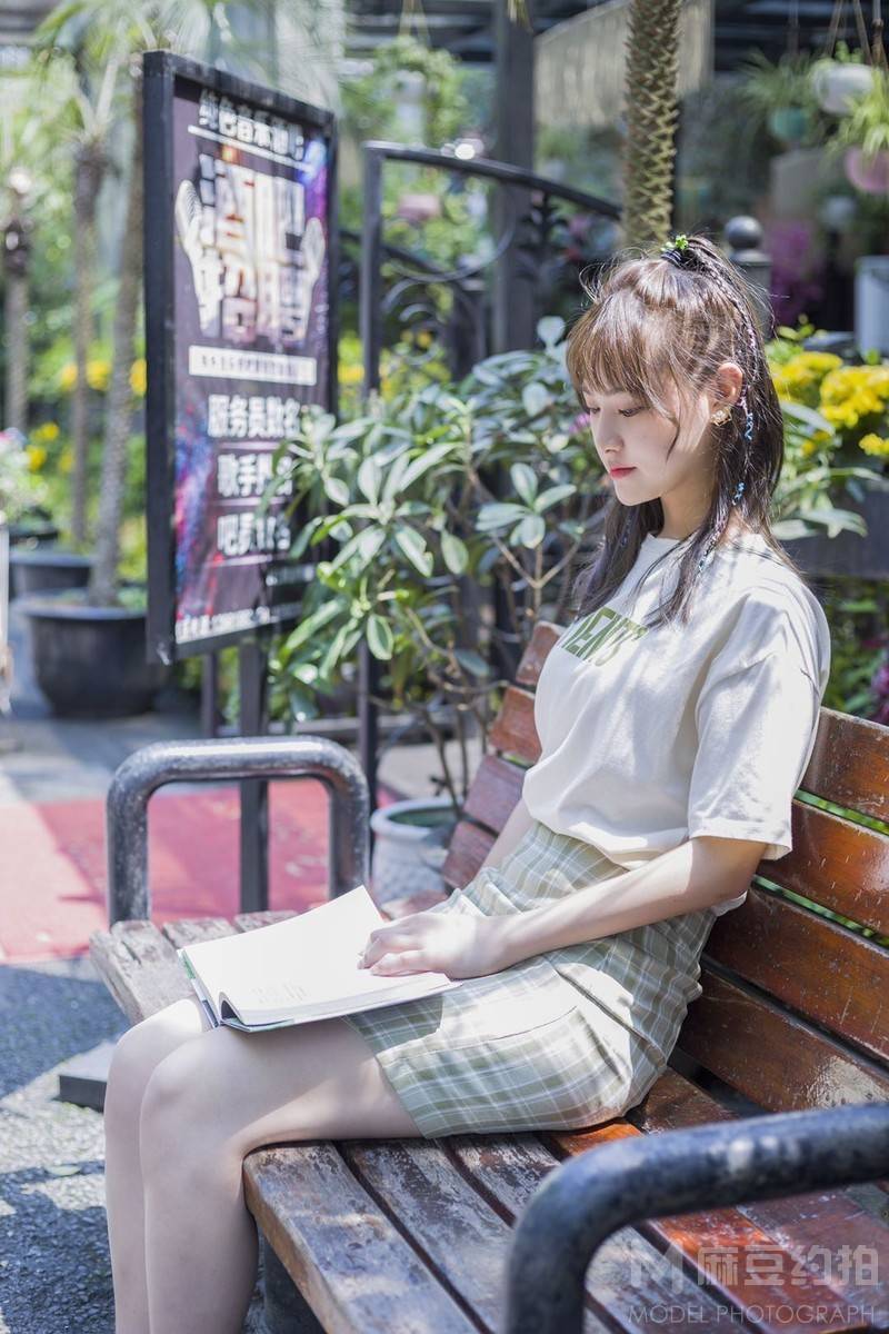 校园模特