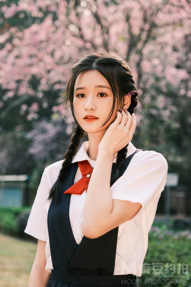 校园模特