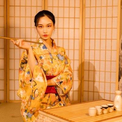 和服模特