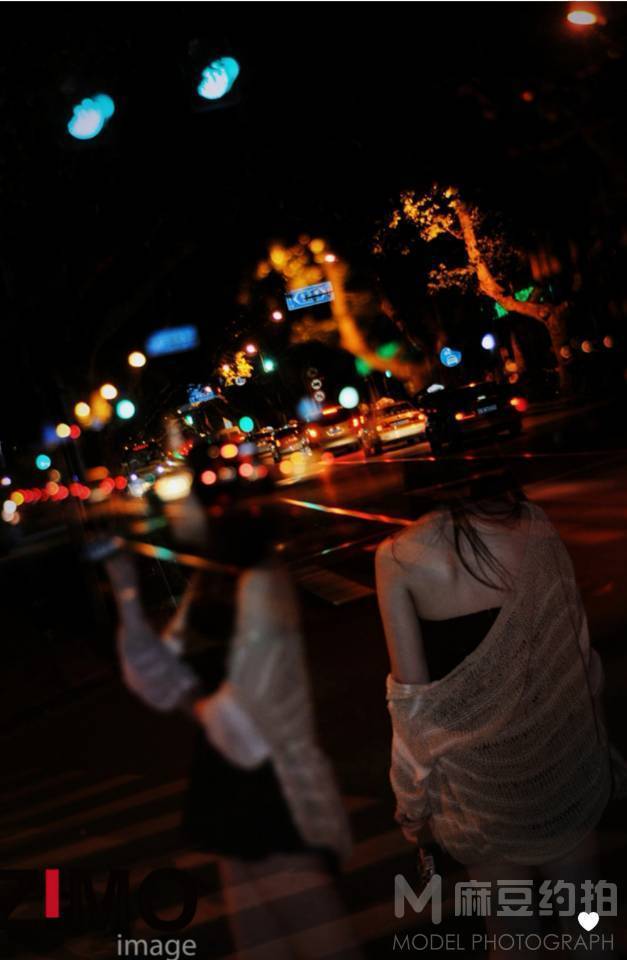 夜景模特