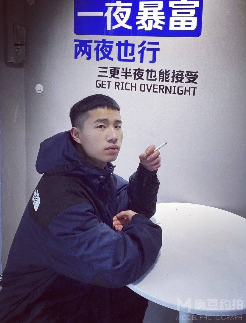 情侣模特