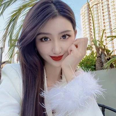 黑白模特