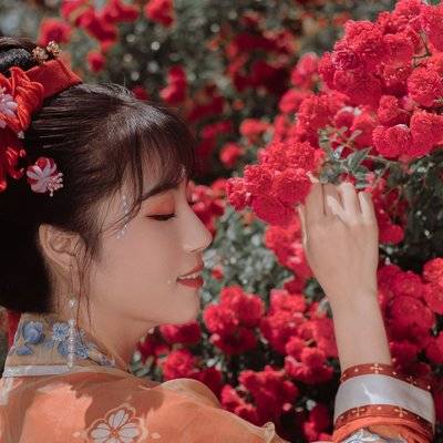 汉服模特