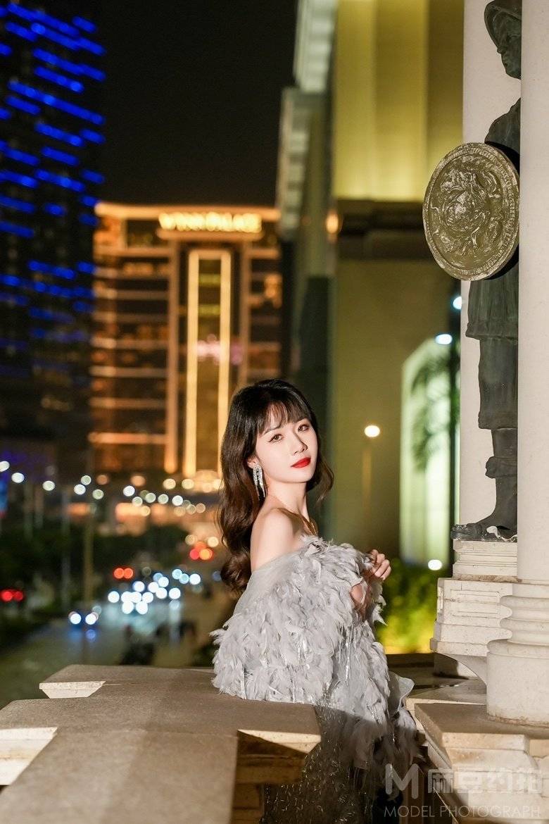 夜景模特