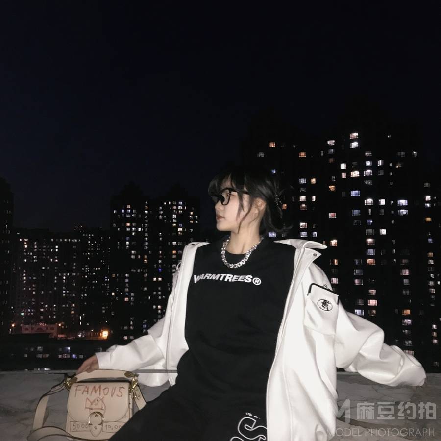 胶片模特