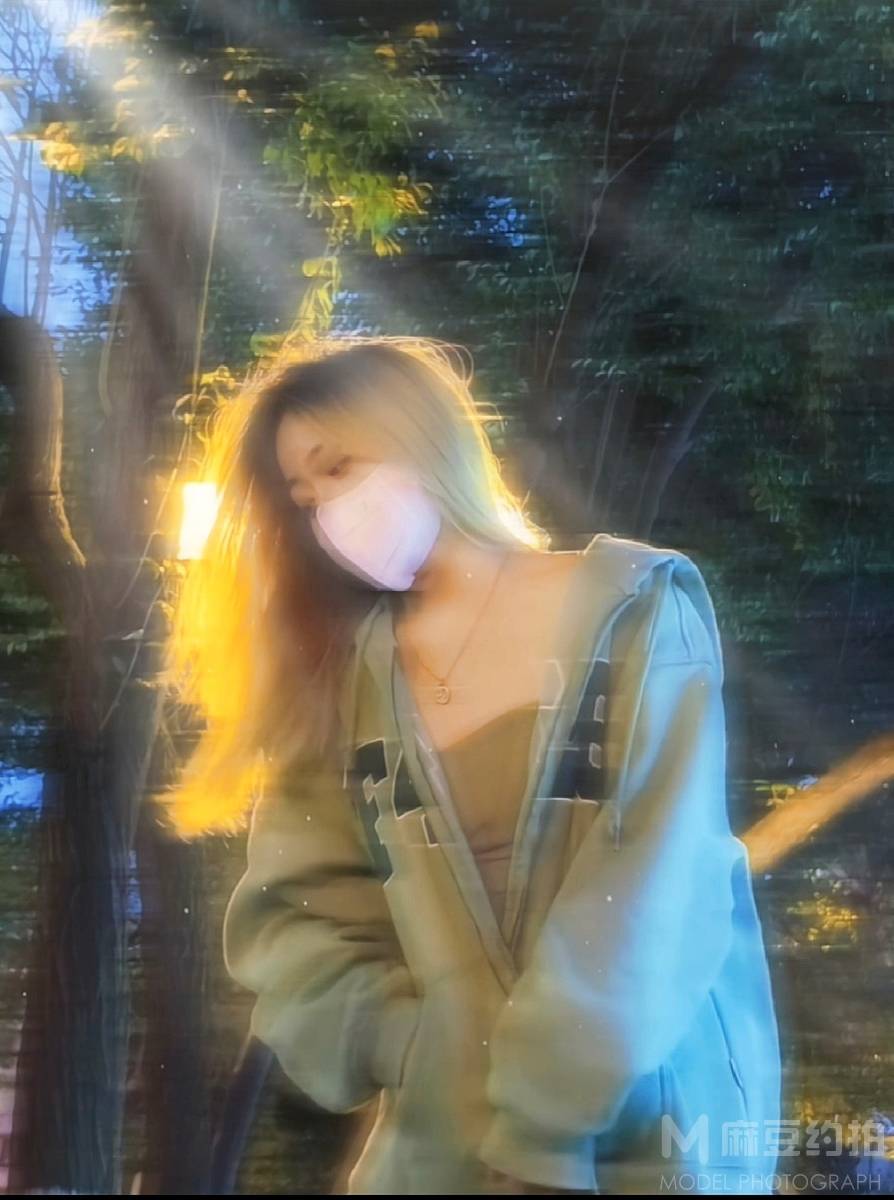 情绪模特