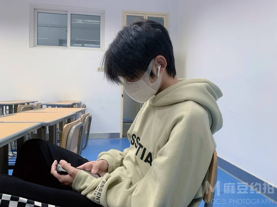 校园模特