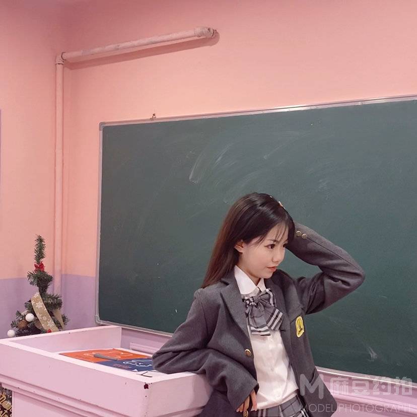 清新模特
