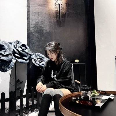 黑白模特
