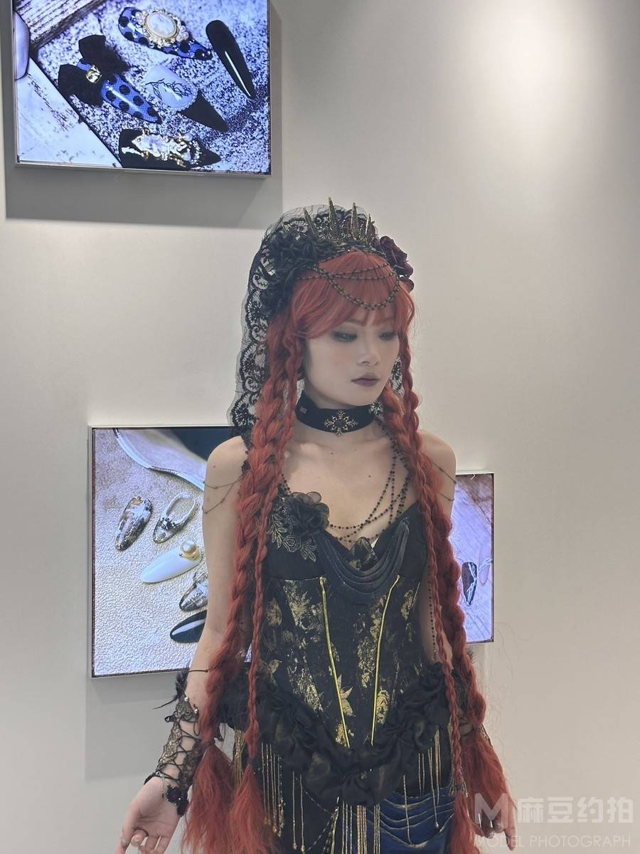 暗黑模特