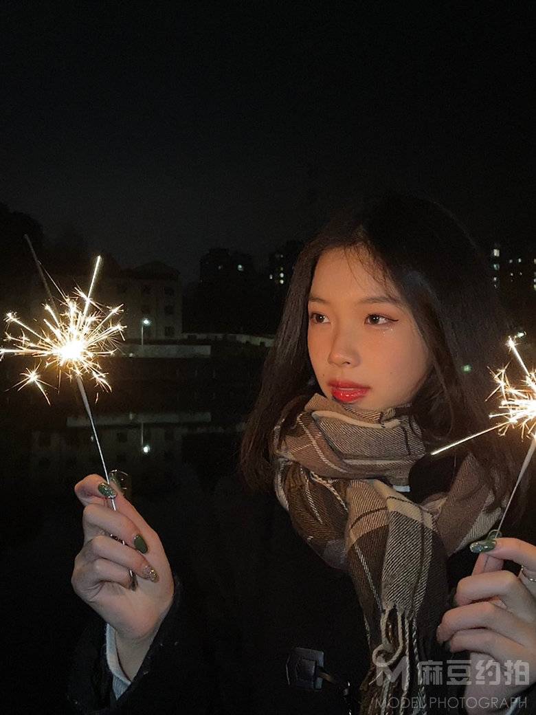 夜景模特