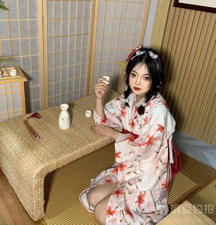 日系模特