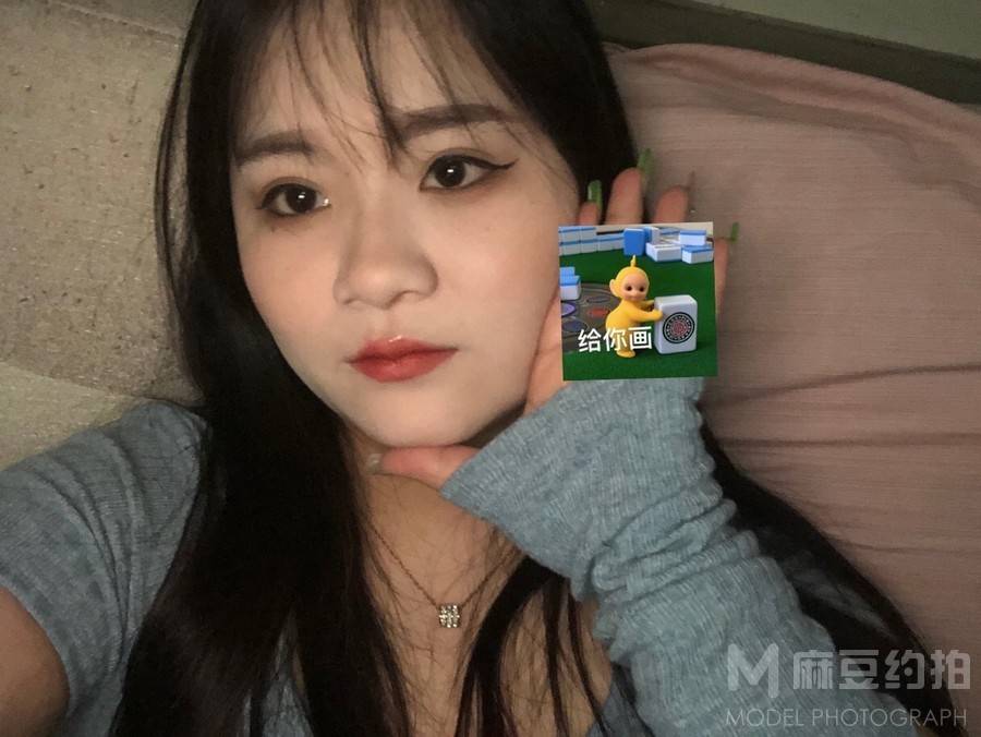 纪实模特