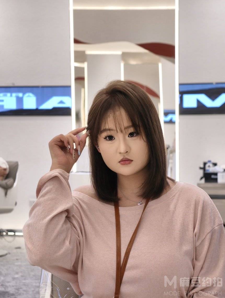 纪实模特