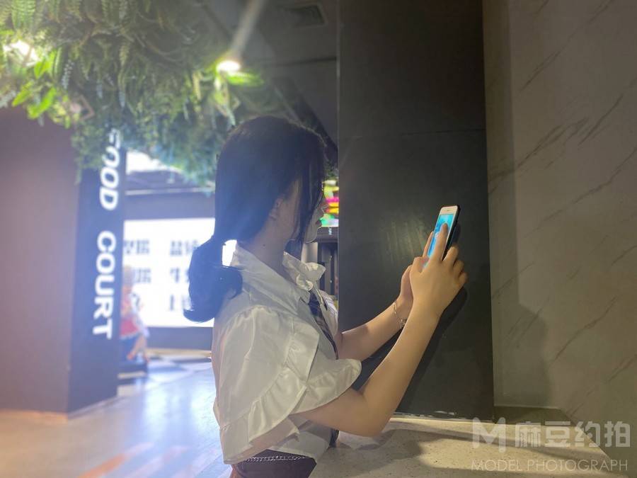 校园模特