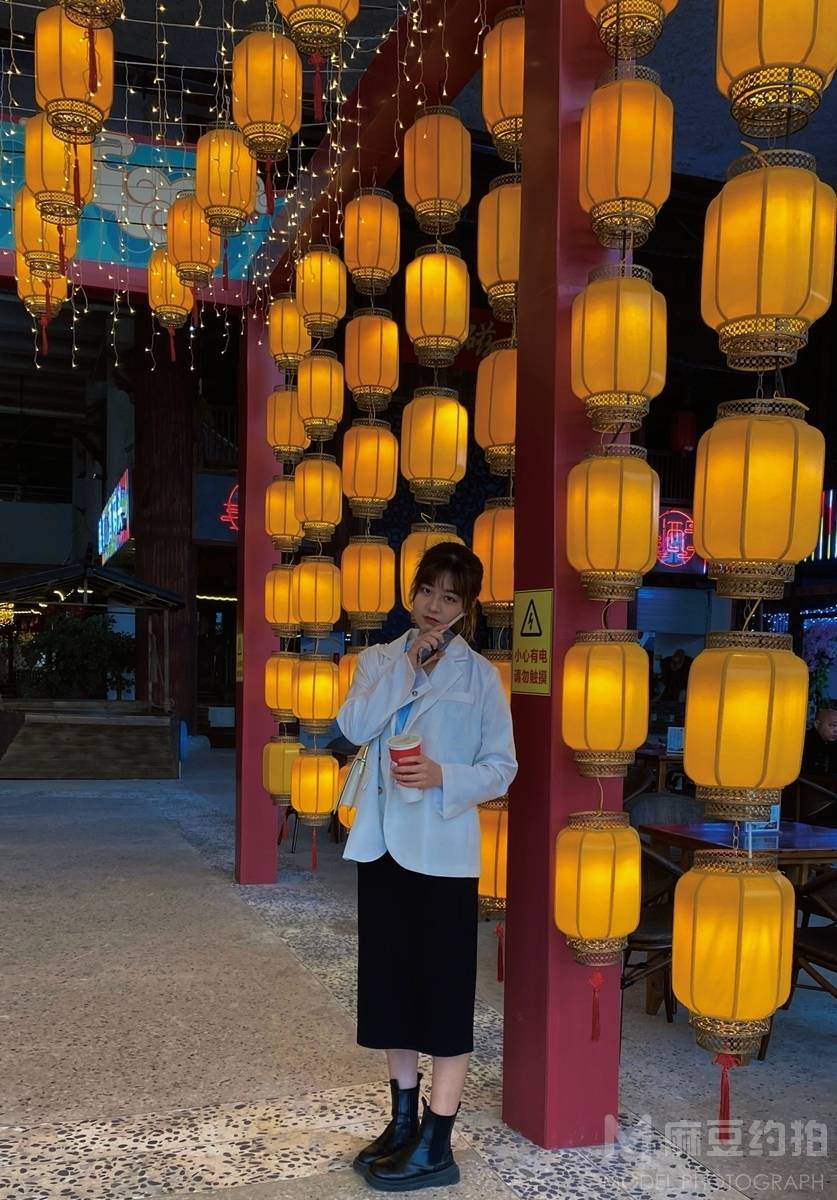 妆容模特