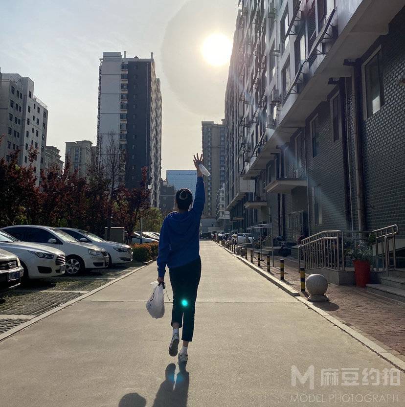 校园模特