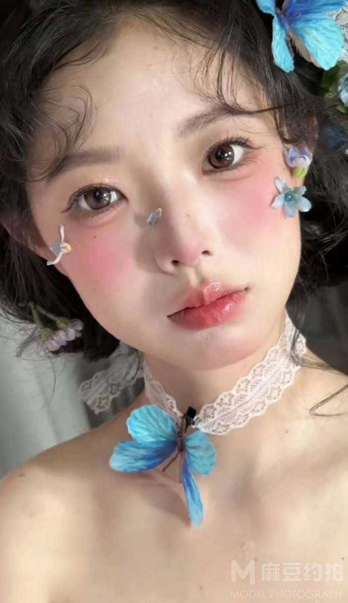妆容模特