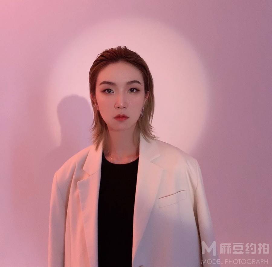 纪实模特