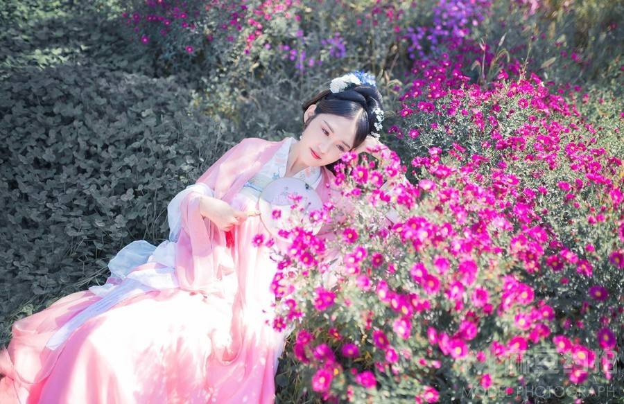 汉服模特