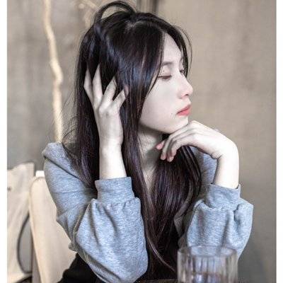 黑白模特