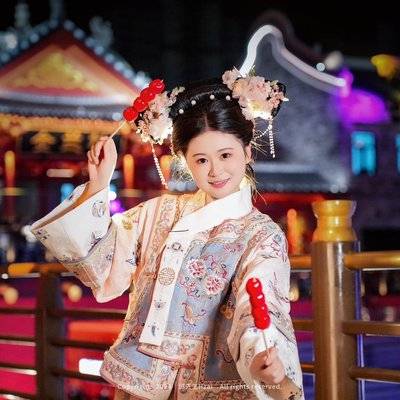 汉服模特
