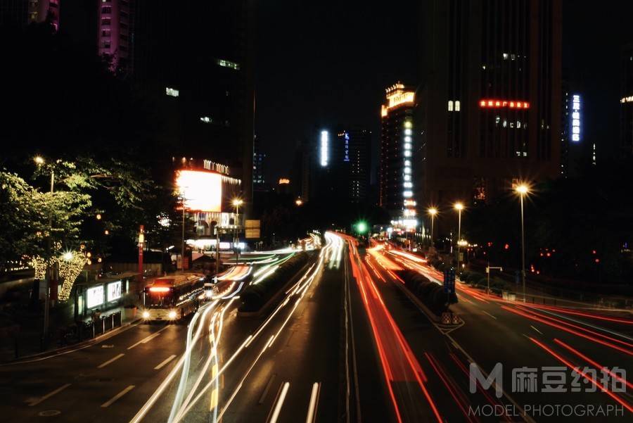夜景模特