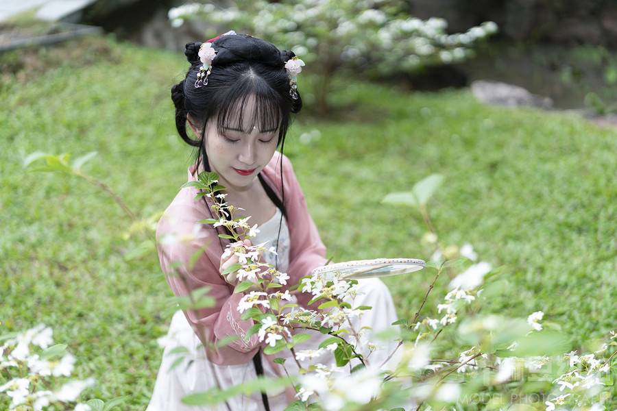 汉服模特